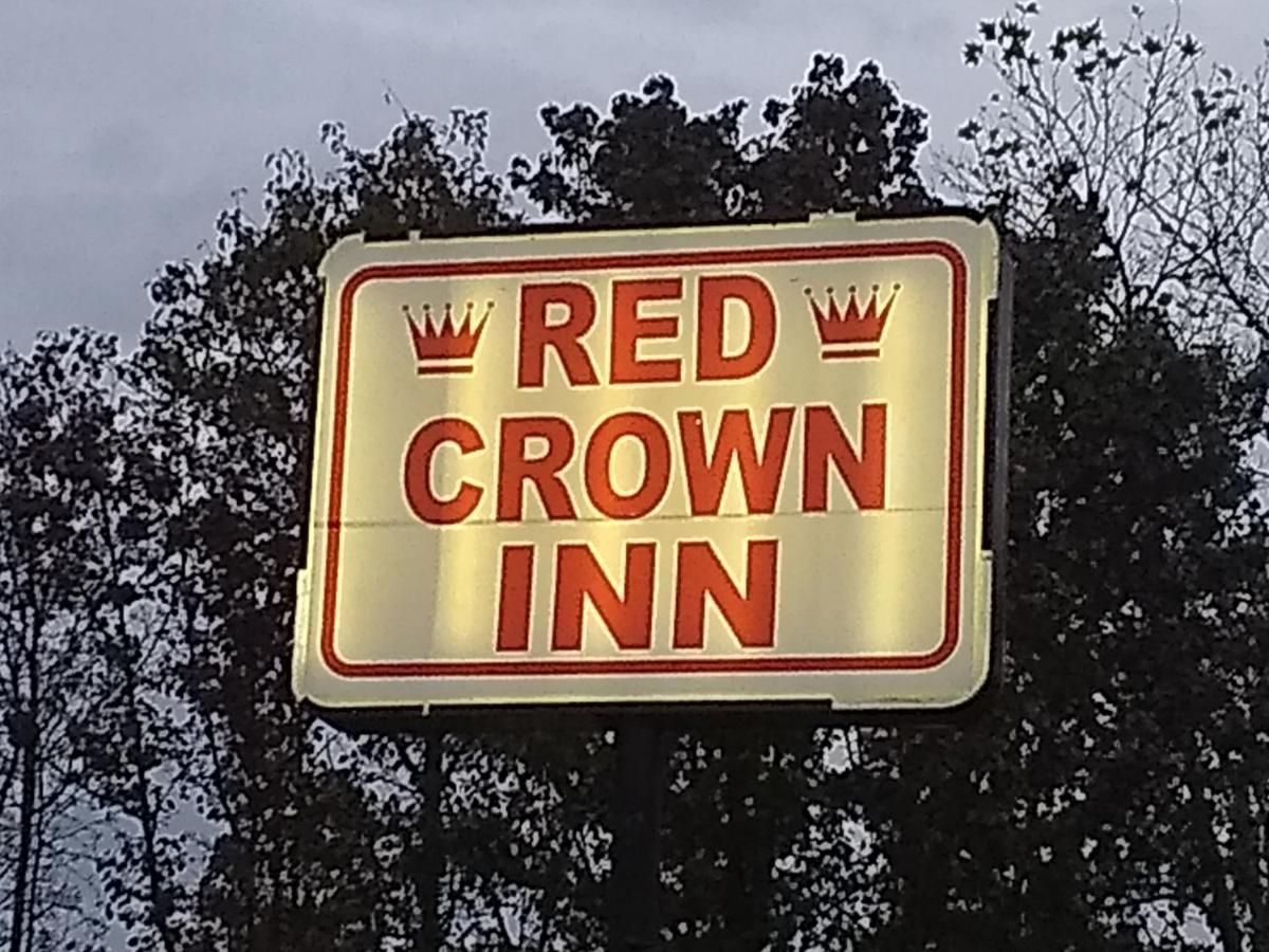 Red Crown Inn Laurel Bagian luar foto