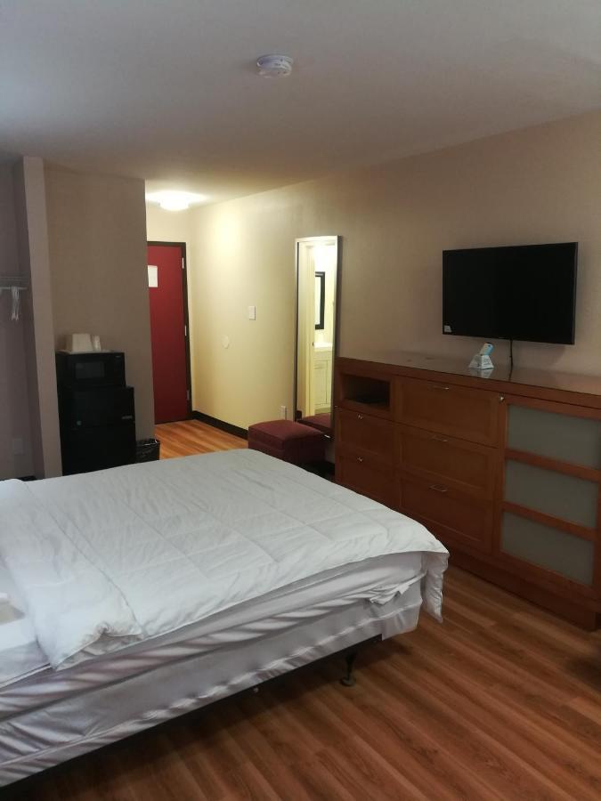 Red Crown Inn Laurel Bagian luar foto